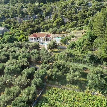 Vila Secluded Luxury With Sea View And Pool *
