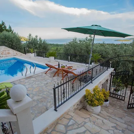 别墅 Secluded Luxury With Sea View And Pool